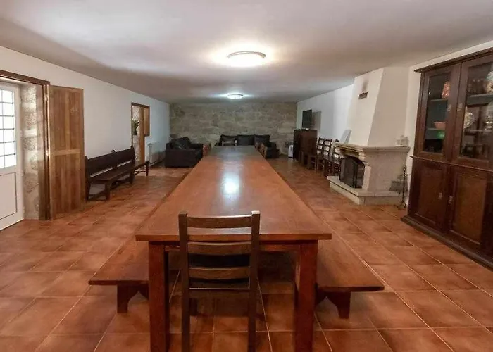 Holiday home Casa Do Pioledo Camelias De Basto